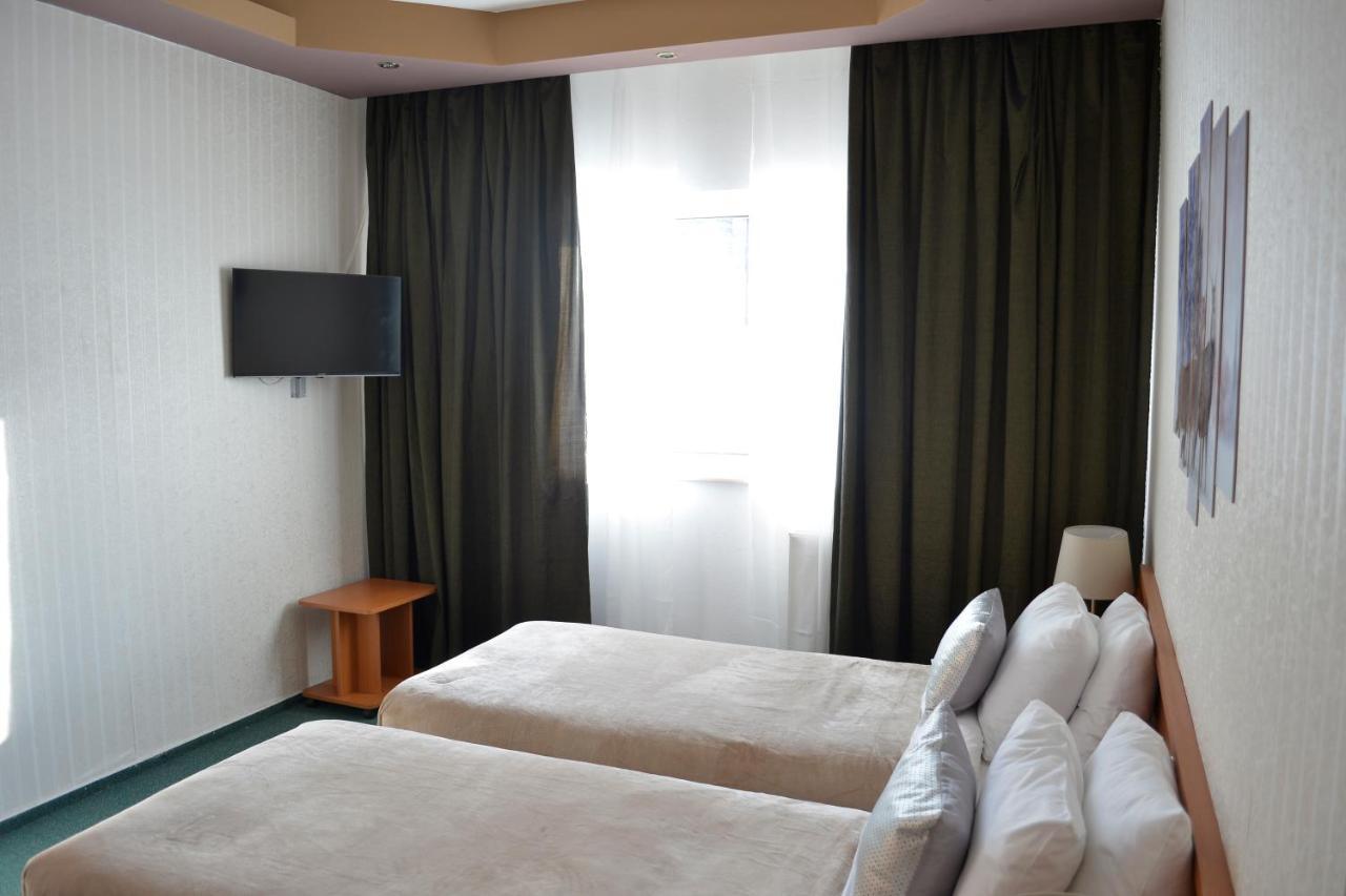 Alimar Hotel เปรดัล ภายนอก รูปภาพ
